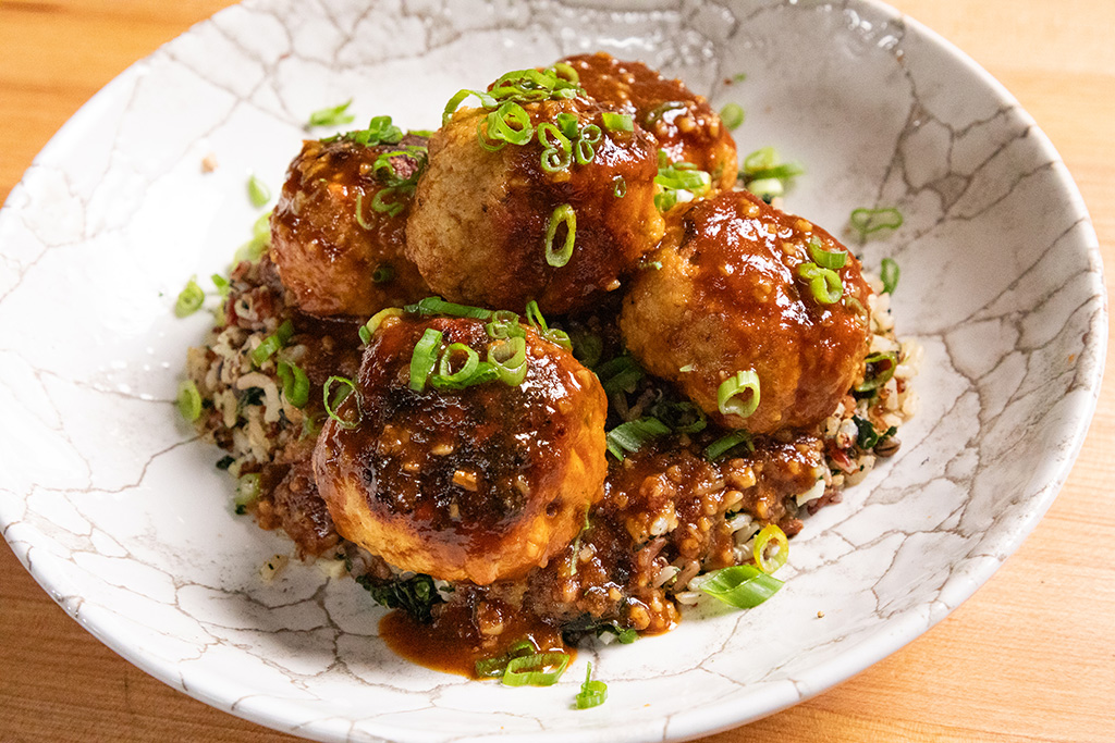 Honey Sriracha Glazed Meatballs 